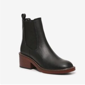 Steve Madden Laurely Chelsea Bootie
